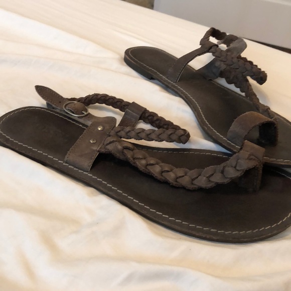 Fossil Leather Sandals - Picture 2 of 4